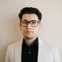 Алишер Отабаев