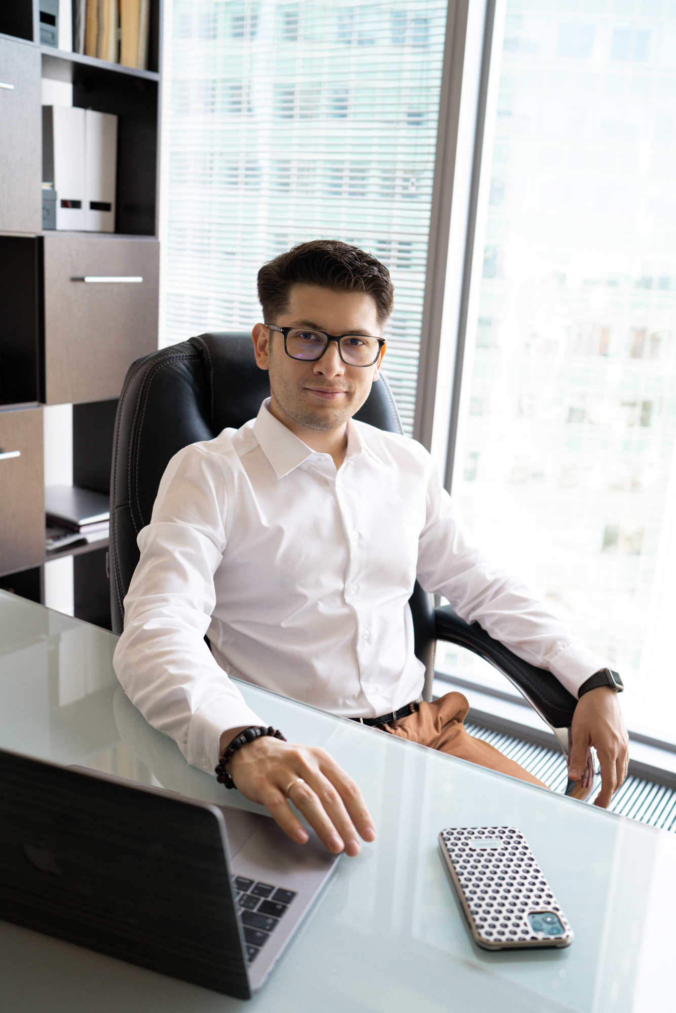 Алишер Отабаев